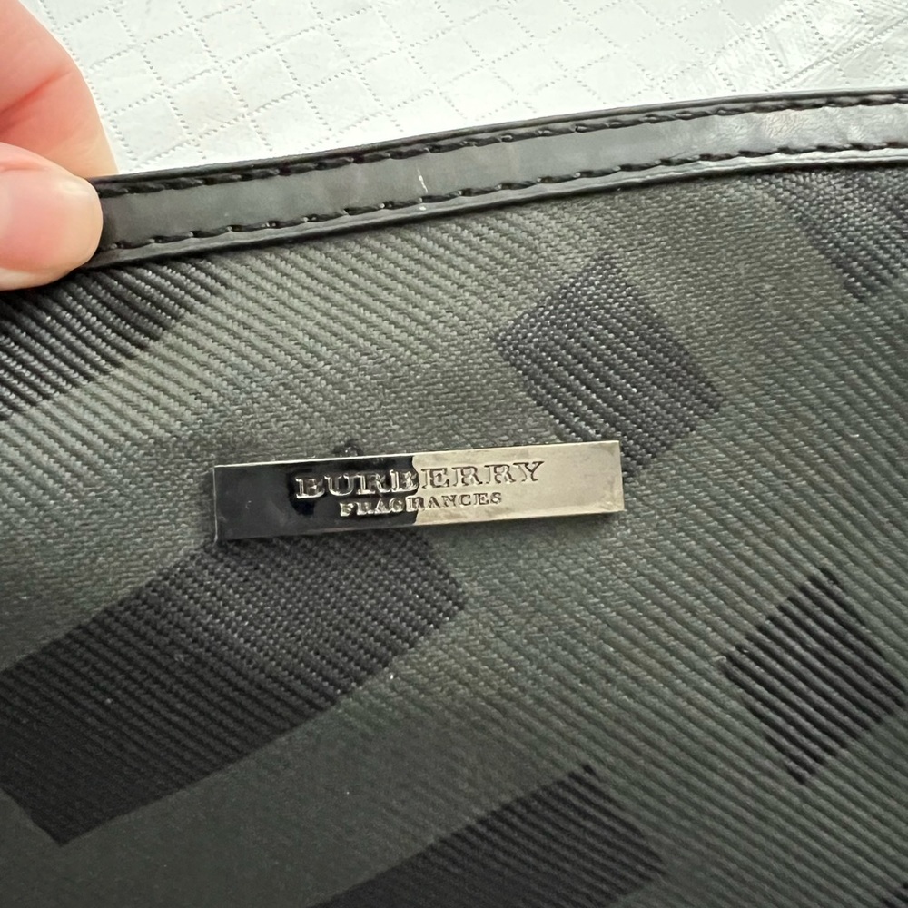 Burberry Fragrance Bag